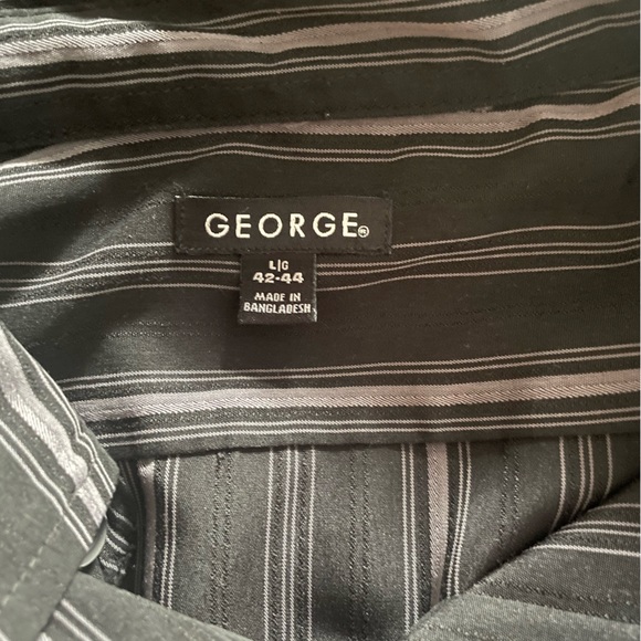 Striped Casual Shirt - Picture 3 of 4